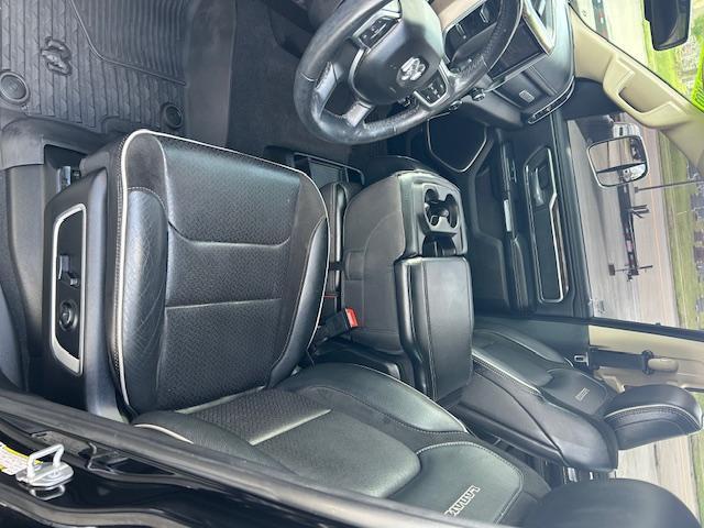 RAM 1500 Laramie Crew Cab 4WD 2019