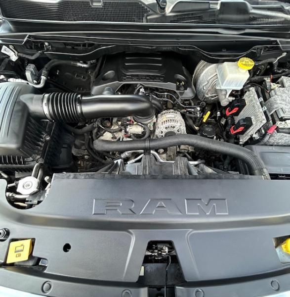 RAM 1500 Laramie Crew Cab 4WD 2019