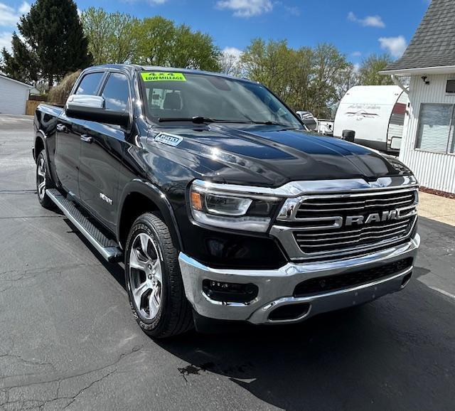 RAM 1500 Laramie Crew Cab 4WD 2019