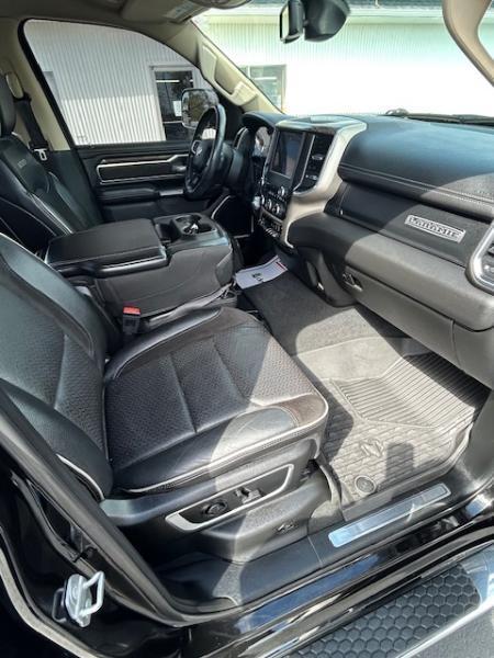 RAM 1500 Laramie Crew Cab 4WD 2019