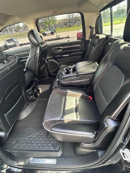 RAM 1500 Laramie Crew Cab 4WD 2019