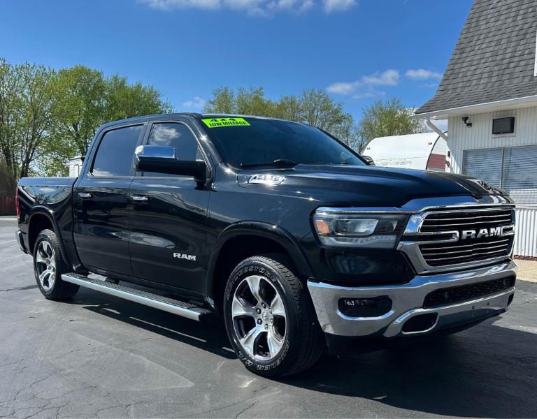 RAM 1500 Laramie Crew Cab SWB 4WD 2019