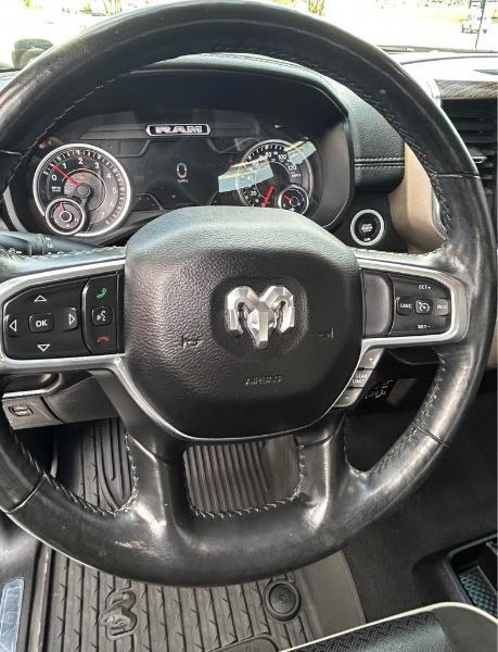 RAM 1500 Laramie Crew Cab SWB 4WD 2019