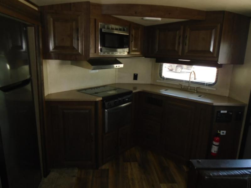 Cruiser RV Radiance  2017