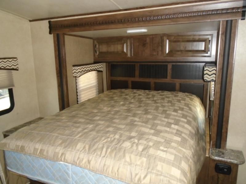 Cruiser RV Radiance  2017