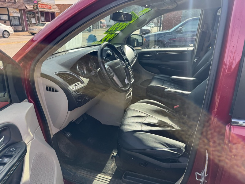 Chrysler Town & Country Touring 2014