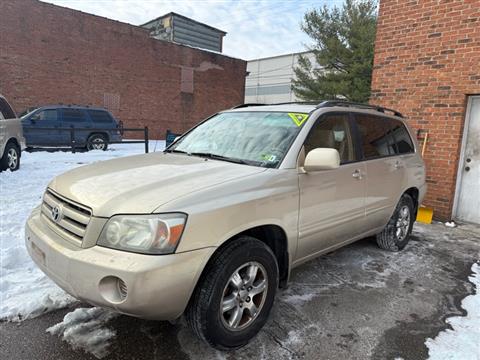 2005 Toyota Highlander V6 2WD with 3rd-Row Seat