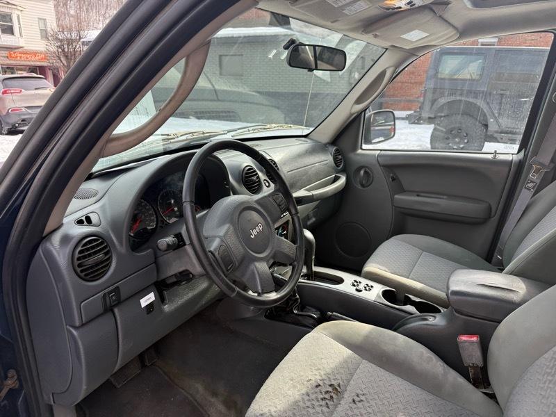 Jeep Liberty Renegade 4WD 2005