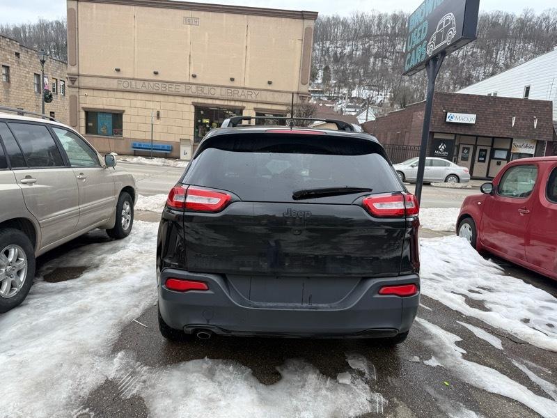 Jeep Cherokee Sport 4WD 2016