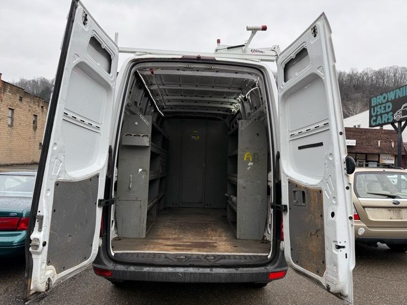 Mercedes-Benz Sprinter 2500 High Roof 144-in. WB 2012