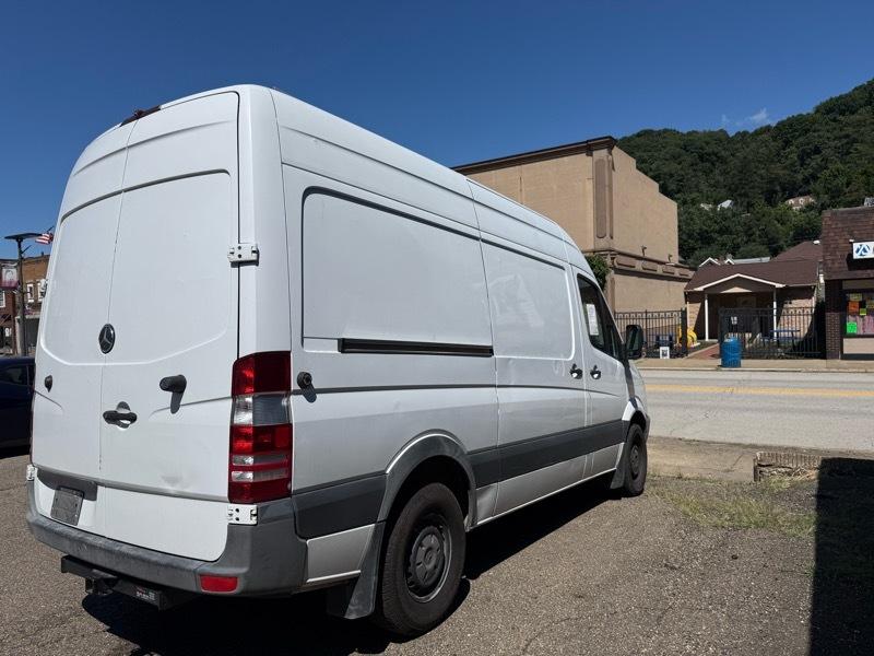 Mercedes-Benz Sprinter 2500 High Roof 144-in. WB 2012