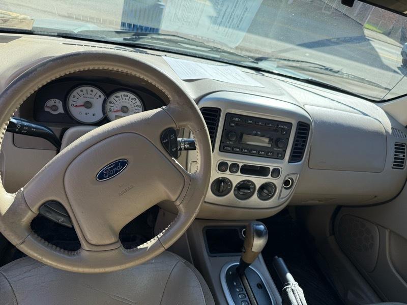 Ford Escape XLT 2WD 2005