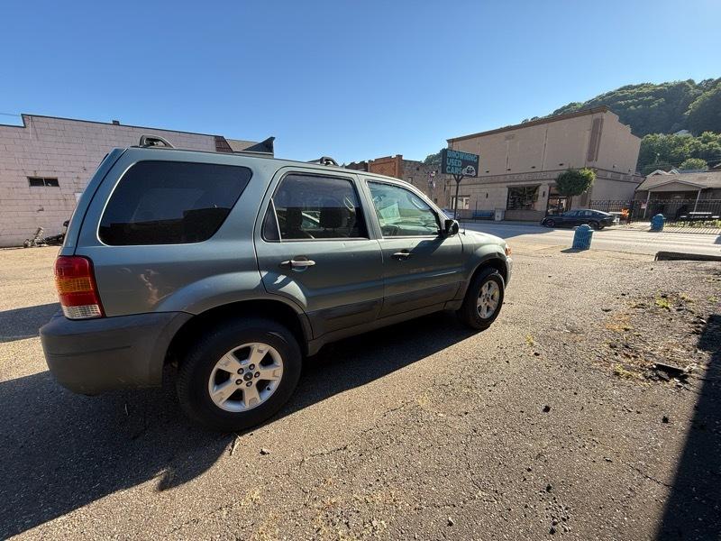 Ford Escape XLT 2WD 2005