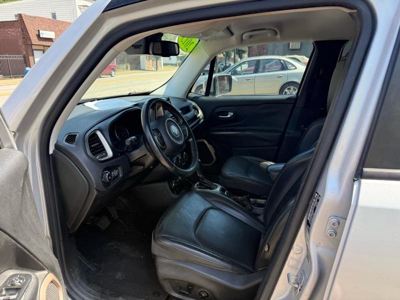 Jeep Renegade Limited 4D SUV 4WD 2015