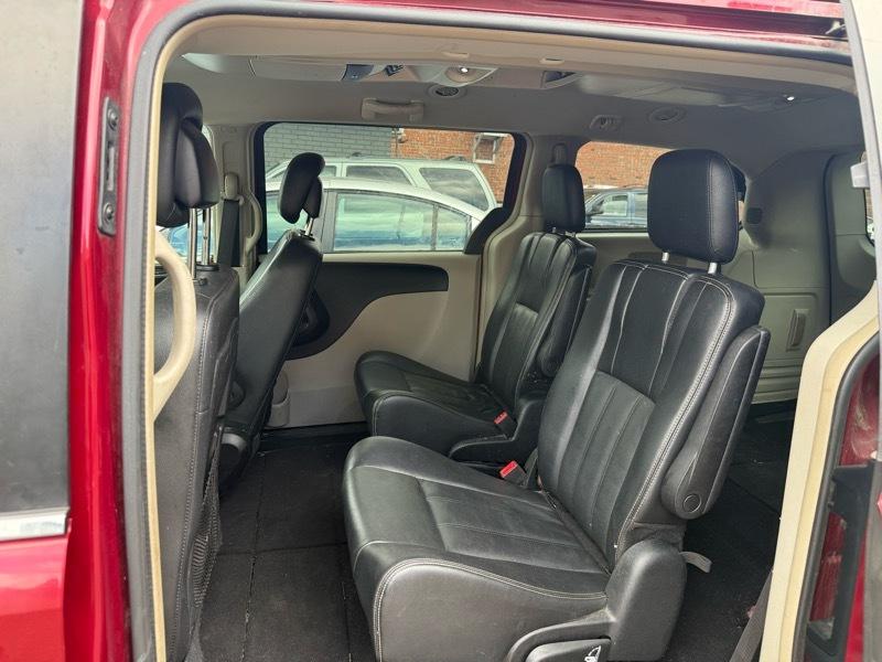 Chrysler Town & Country Touring 2014