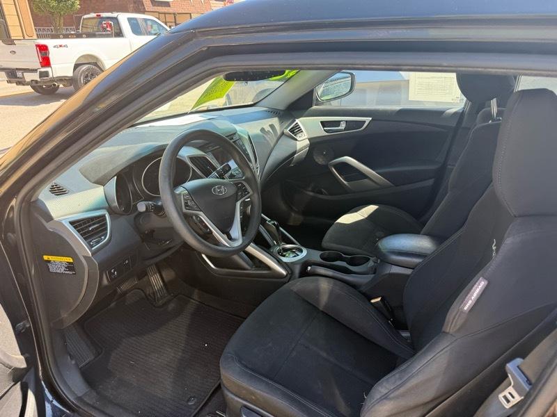 Hyundai Veloster Base 2014