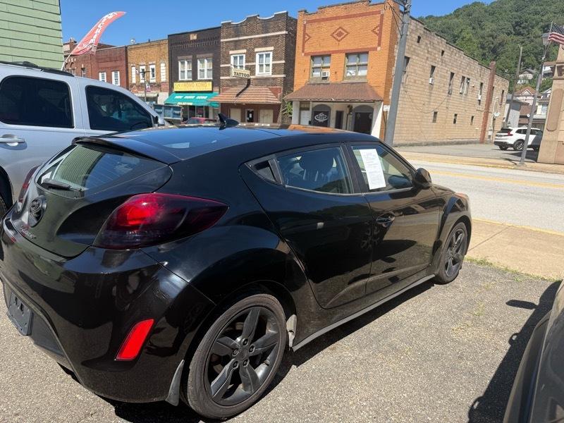 Hyundai Veloster Base 2014