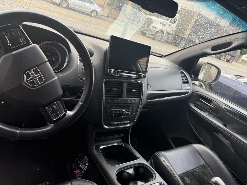 Dodge Grand Caravan SXT 2014