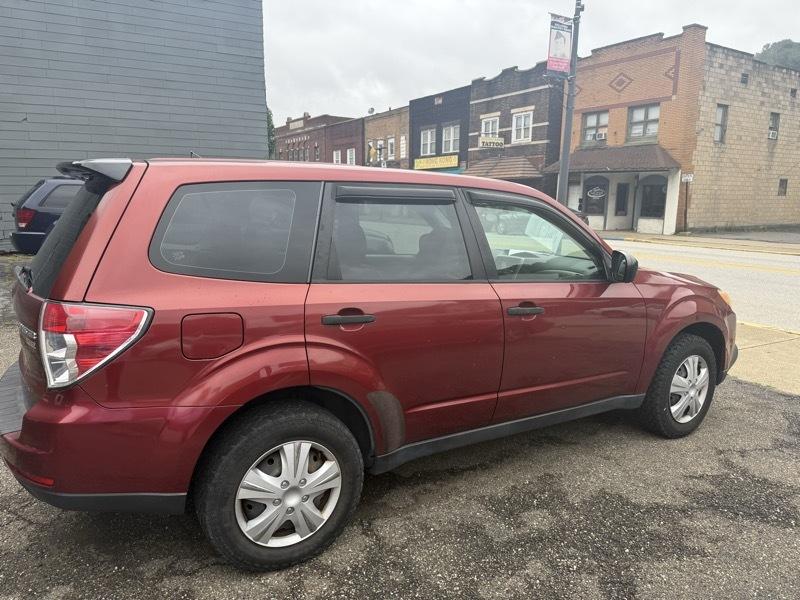 Subaru Forester 2.5X 2010