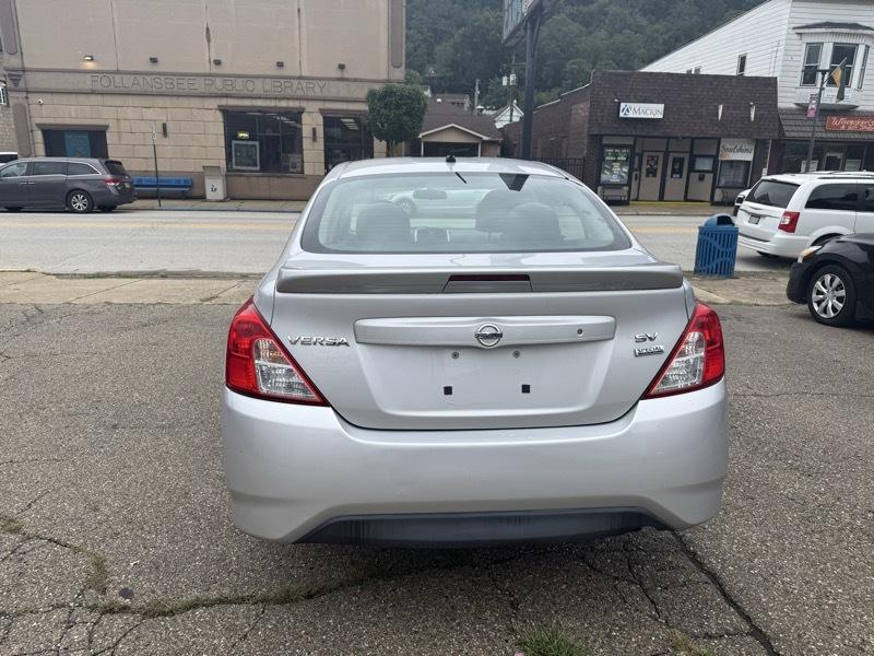 Nissan Versa 1.6 S 5M 2017