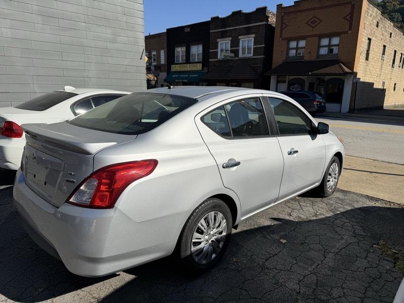 Nissan Versa 1.6 S 5M 2017