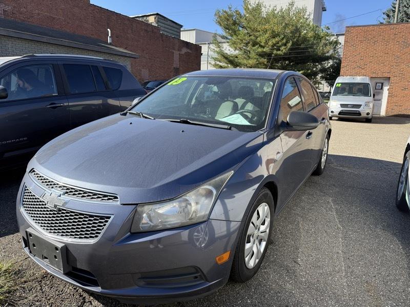 2013 Chevrolet Cruze LS Auto