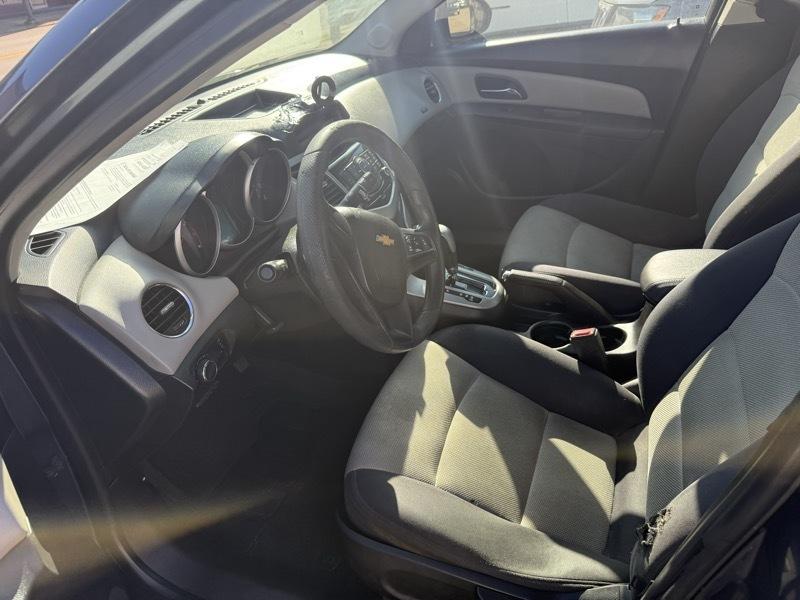 Chevrolet Cruze LS Auto 2013