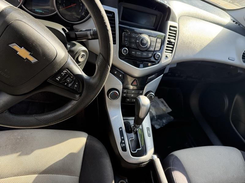 Chevrolet Cruze LS Auto 2013