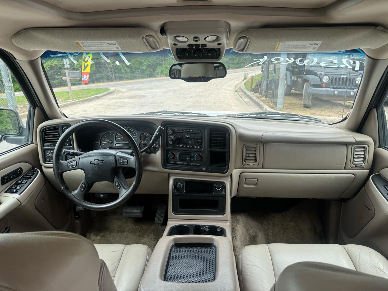 Chevrolet Tahoe 4WD 2003