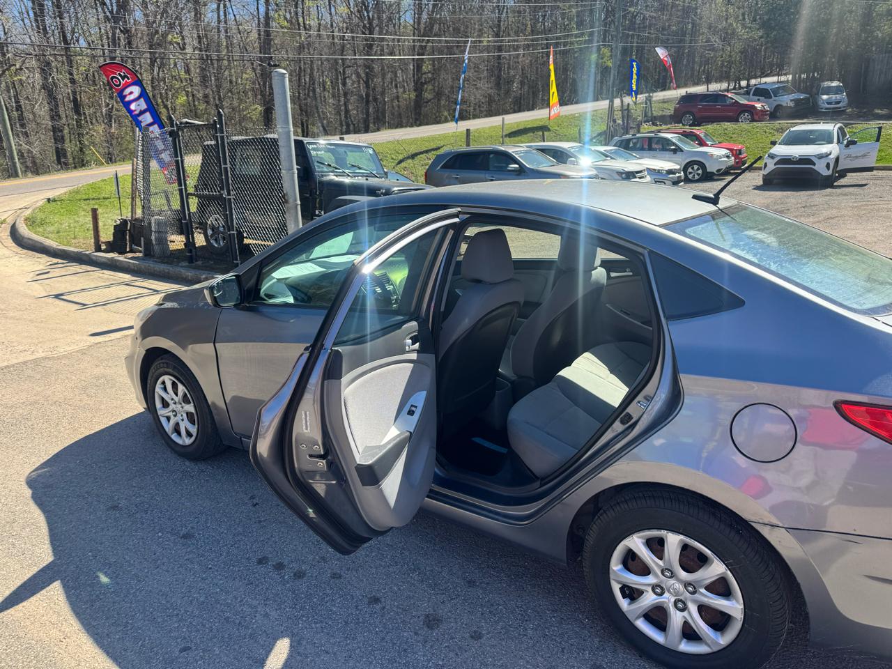 Hyundai Accent GLS 4-Door 2014