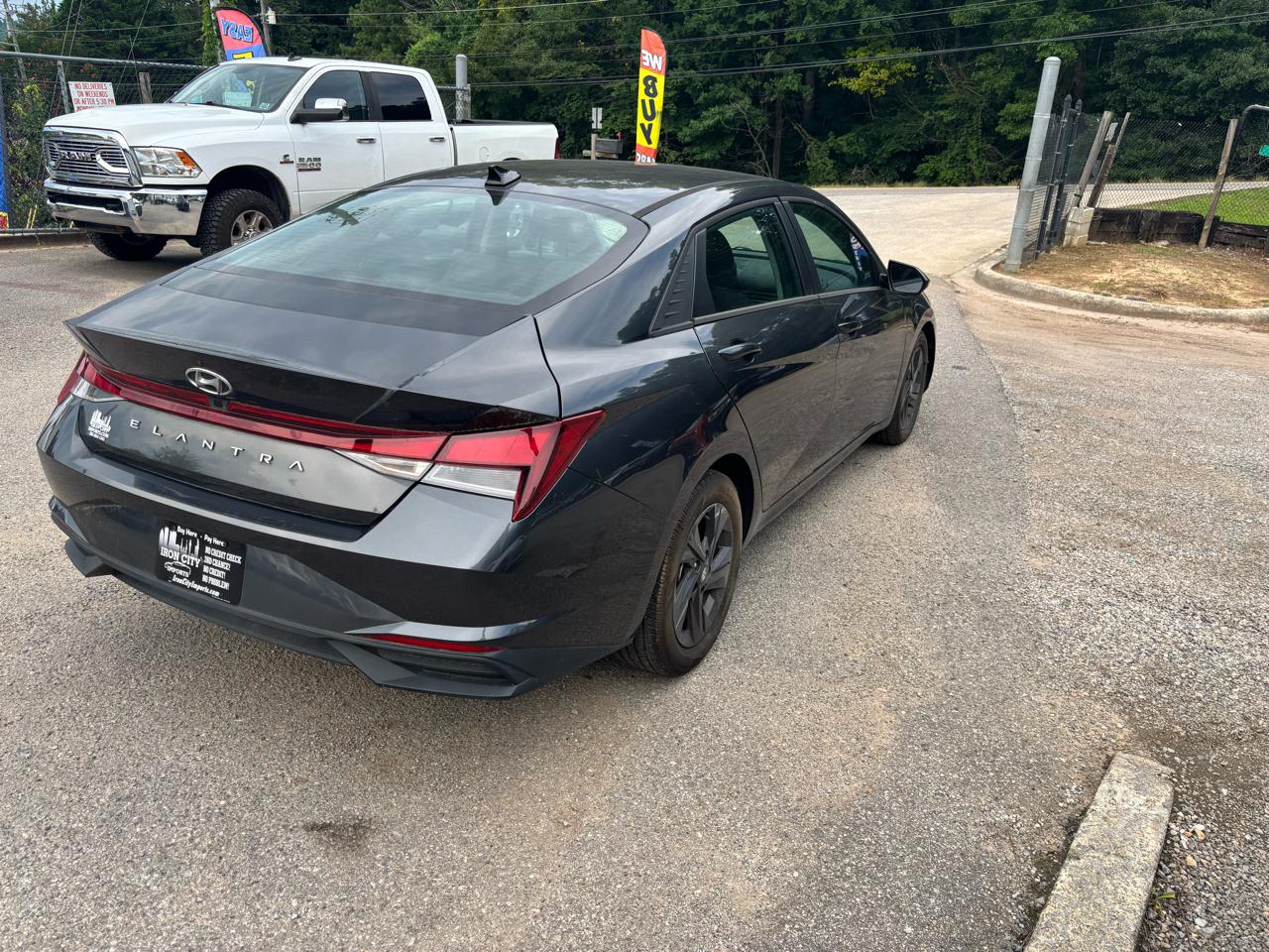 Hyundai Elantra SEL 2021