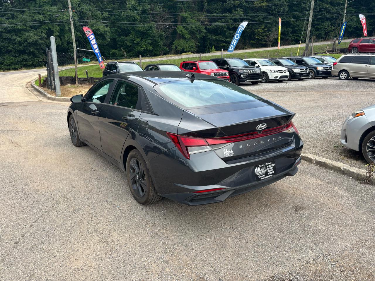 Hyundai Elantra SEL 2021