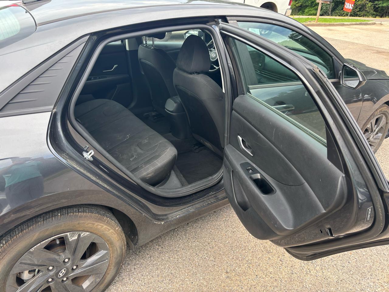 Hyundai Elantra SEL 2021
