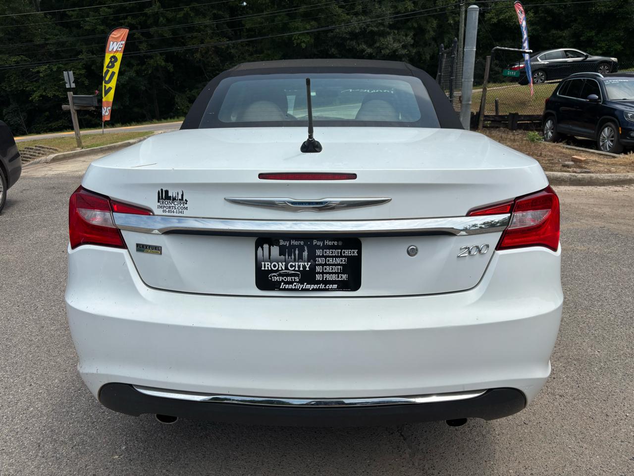 Chrysler 200 Touring Convertible 2011