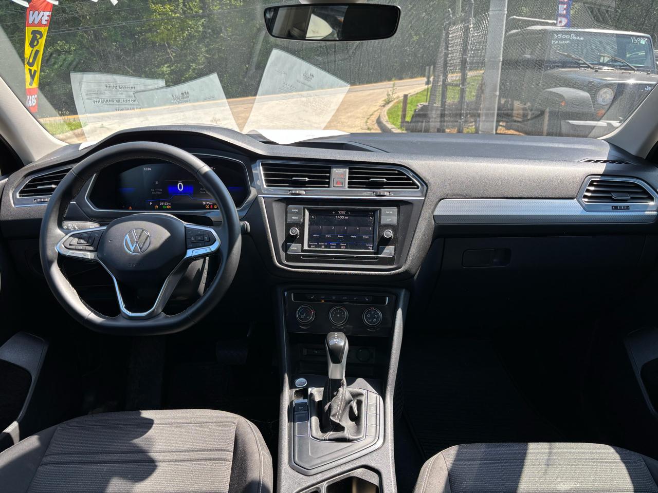 Volkswagen Tiguan S 2023