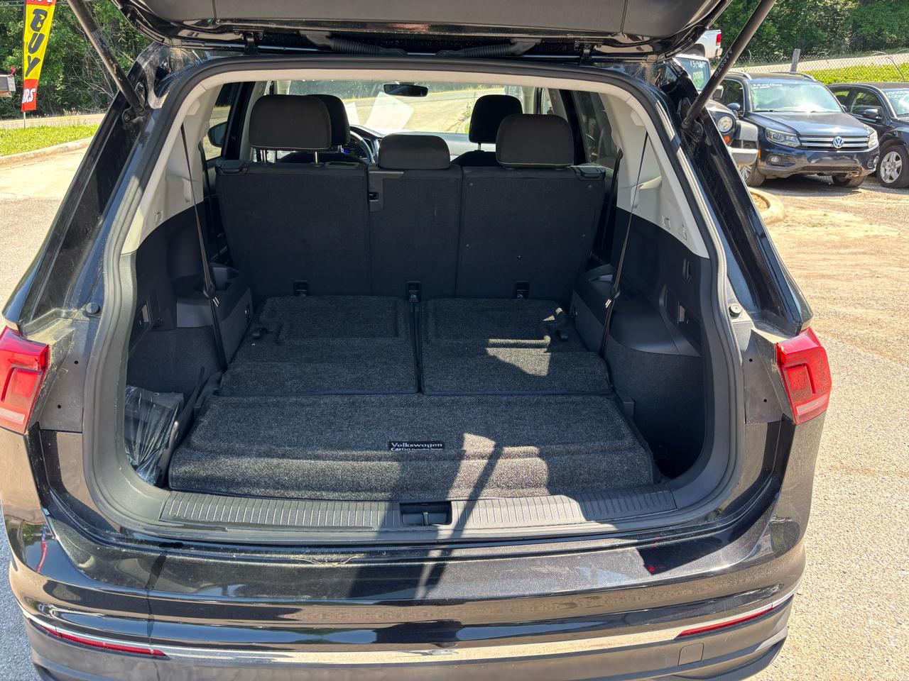 Volkswagen Tiguan S 2023