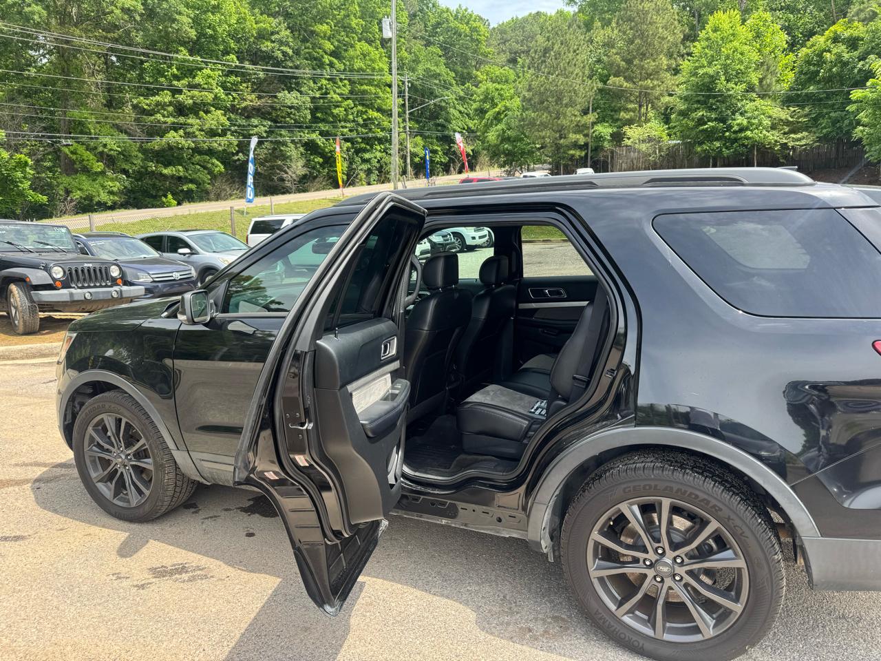 Ford Explorer XLT FWD 2017