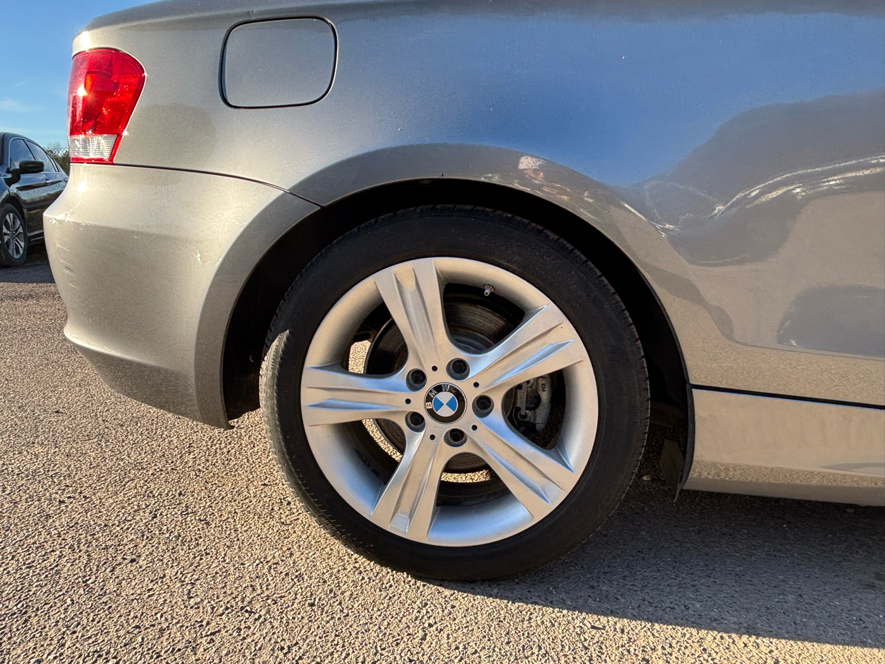 BMW 1-Series 128i Coupe 2012