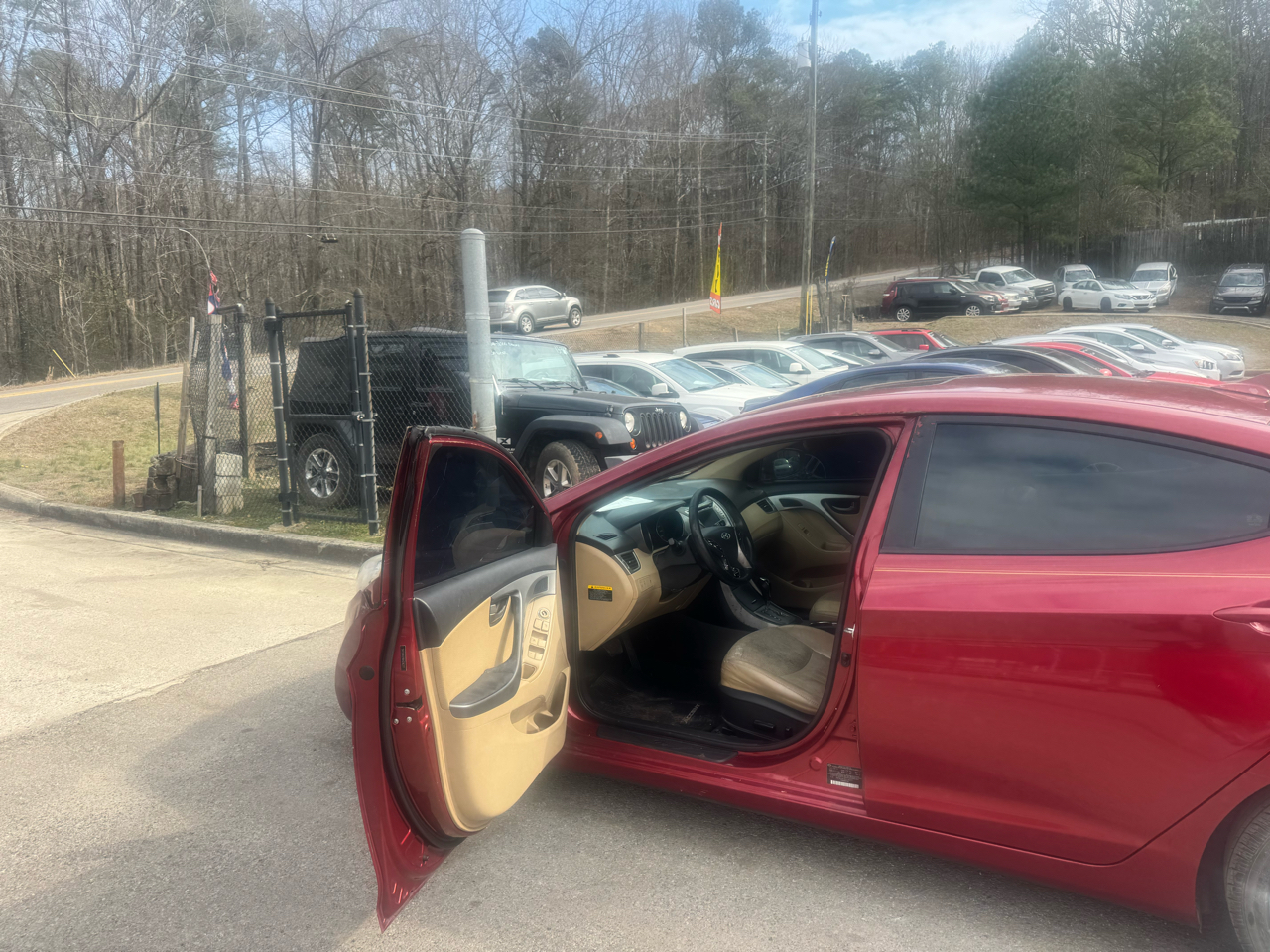 Hyundai Elantra GLS M/T 2013