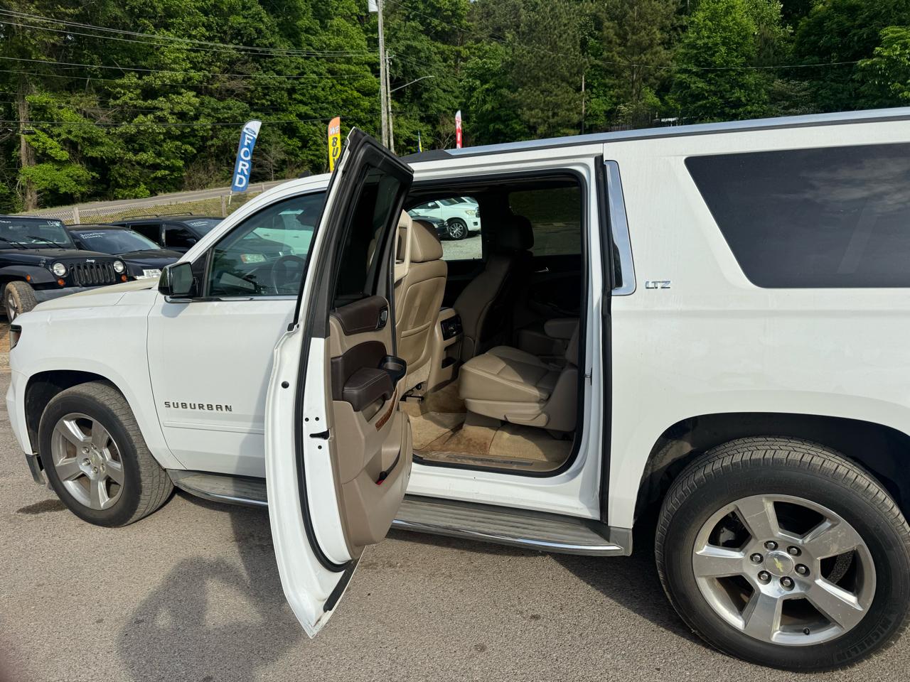 Chevrolet Suburban LTZ 2WD 2015
