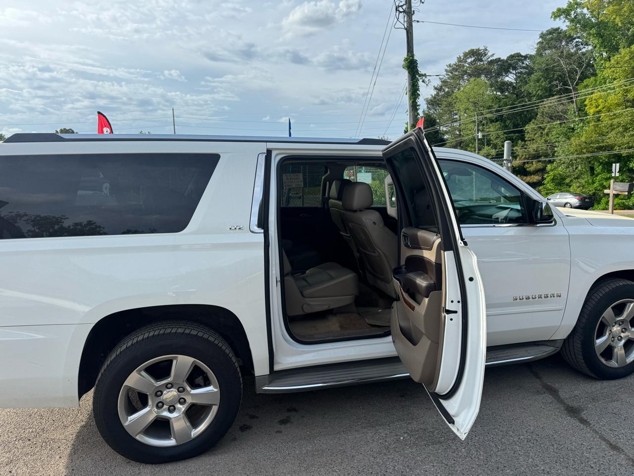 Chevrolet Suburban LTZ 2WD 2015