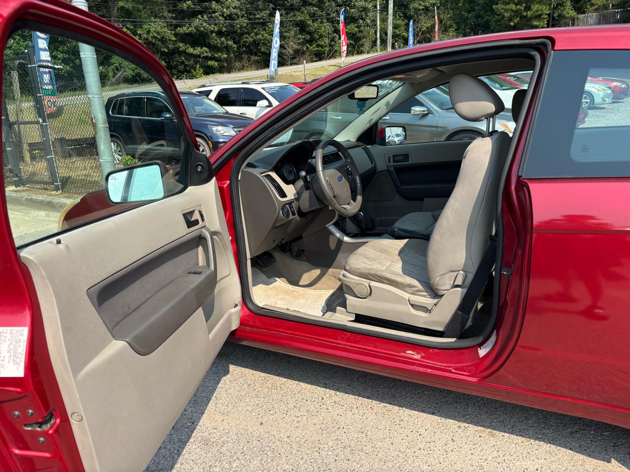 Ford Focus SE Coupe 2009