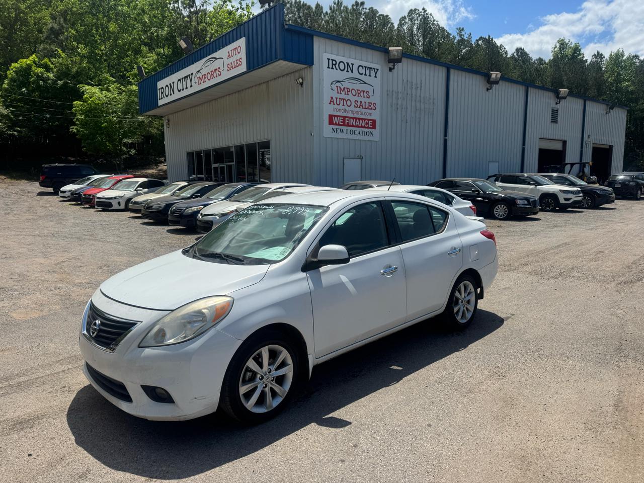 Nissan Versa 1.6 S 5M 2014