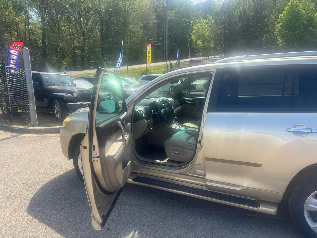 Toyota Highlander Limited 2WD 2009