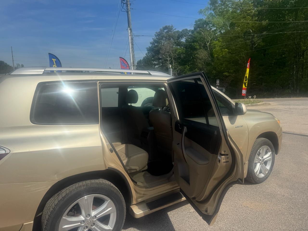 Toyota Highlander Limited 2WD 2009