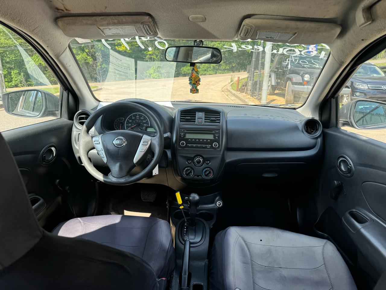 Nissan Versa 1.6 S 5M 2017