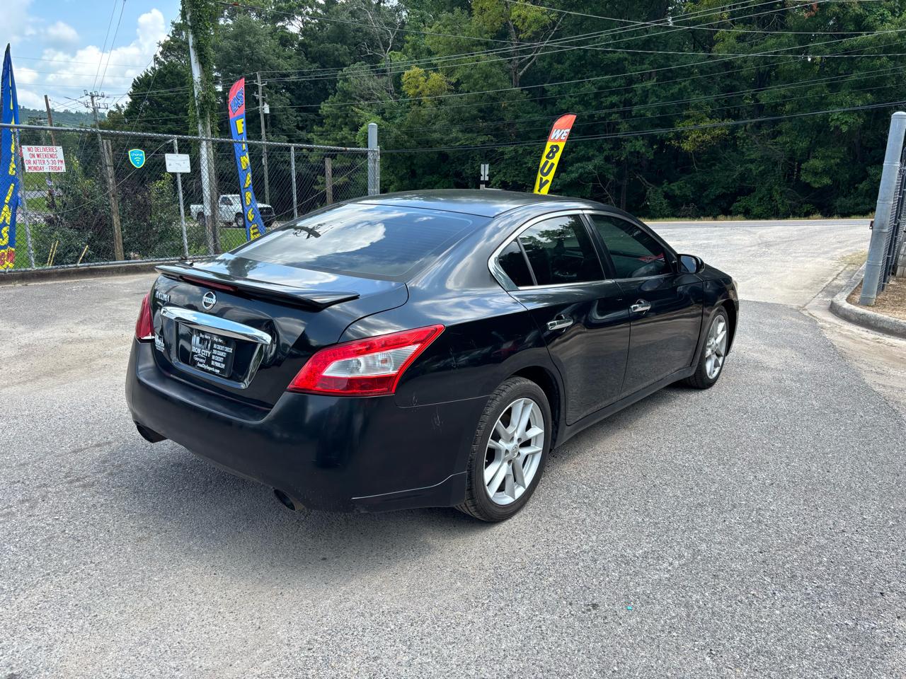 Nissan Maxima S 2009