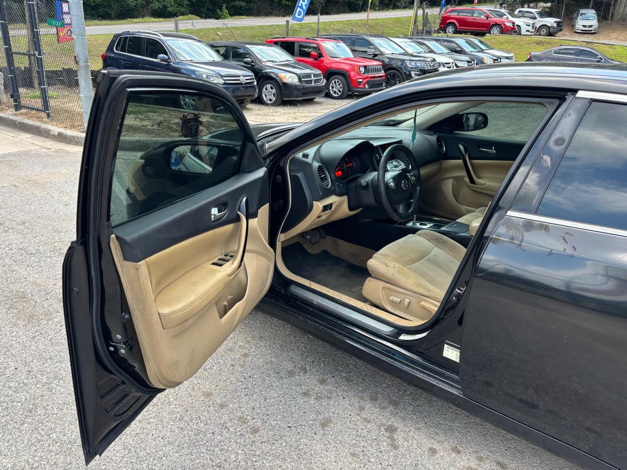 Nissan Maxima S 2009