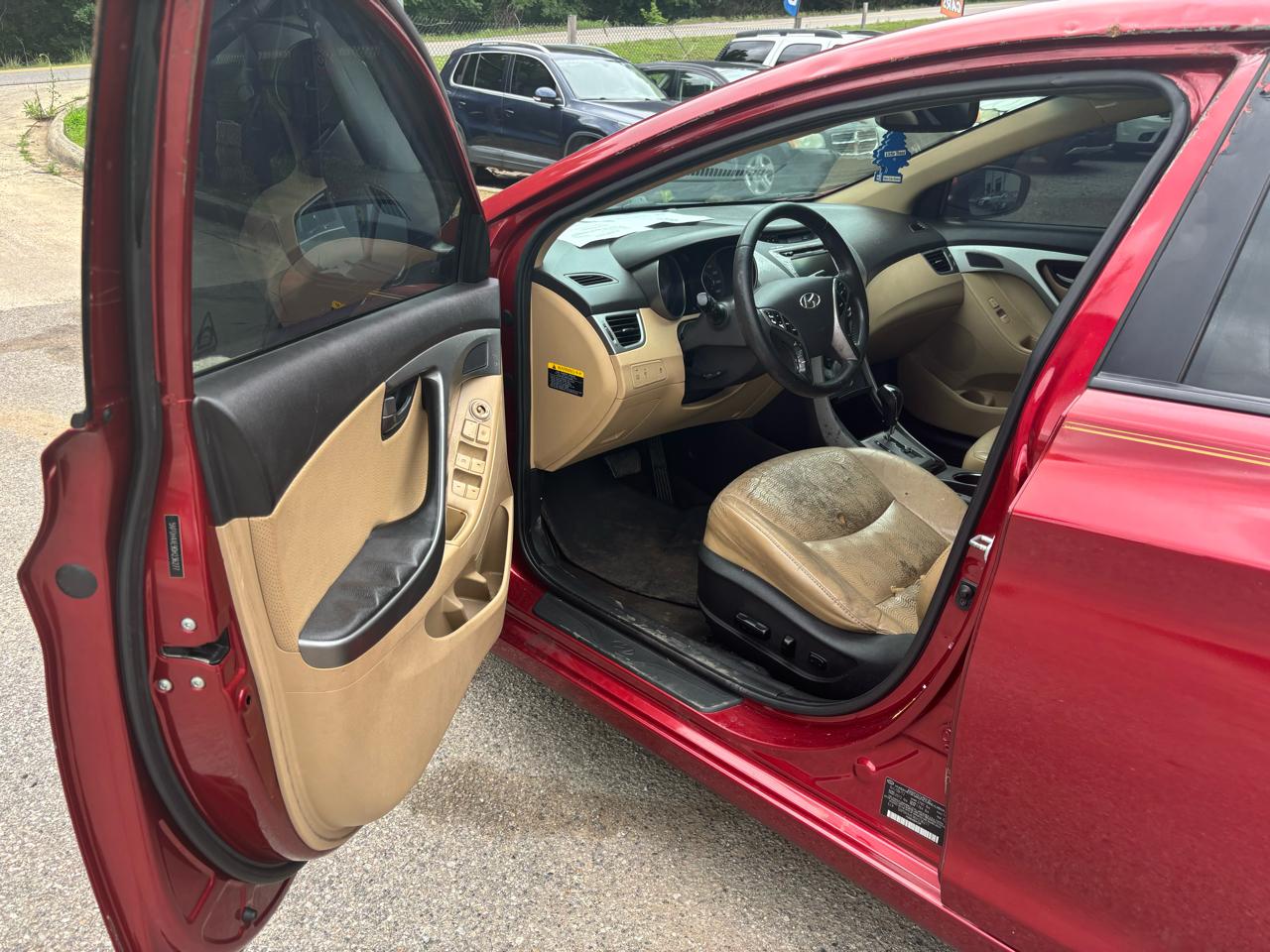 Hyundai Elantra GLS M/T 2013