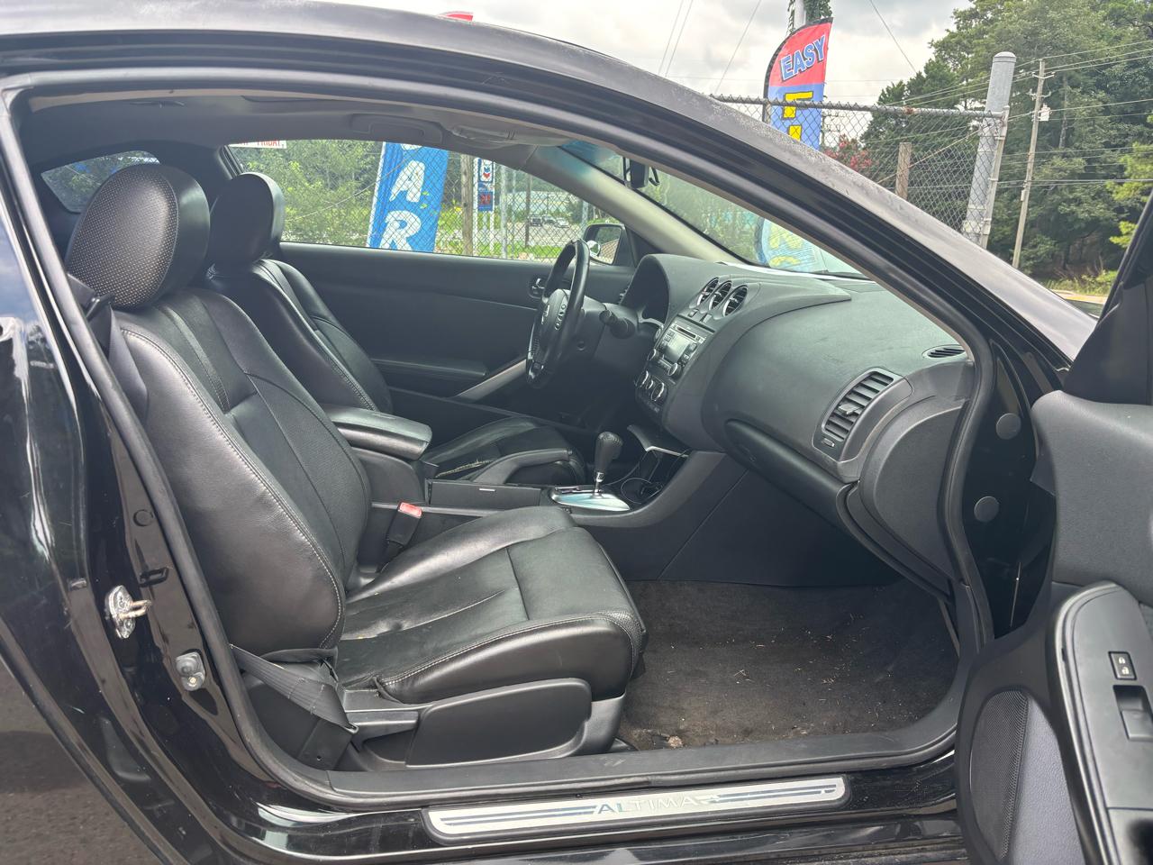Nissan Altima 2.5 S CVT Coupe 2010